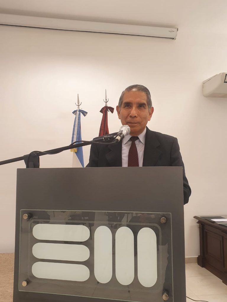 Imagen de la noticia «Acompañamos la presentación del libro de Antonio Silisque»